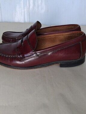 Bass Weejuns Women's Burgundy Leather Penny Loafers Size 7.5